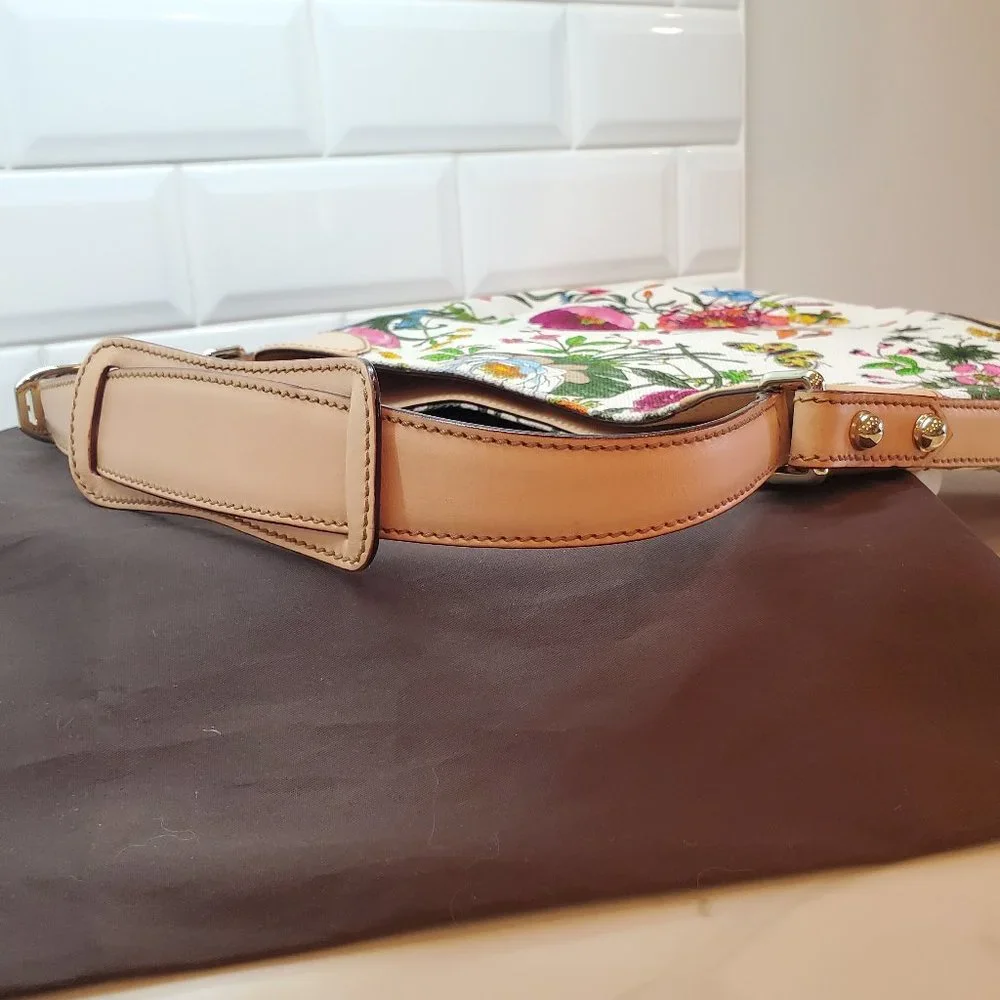 Gucci Flora Hasler Horsebit Hobo - Picture 13 of 16